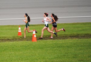 Girls cross country finishes season after Metro Beach race
