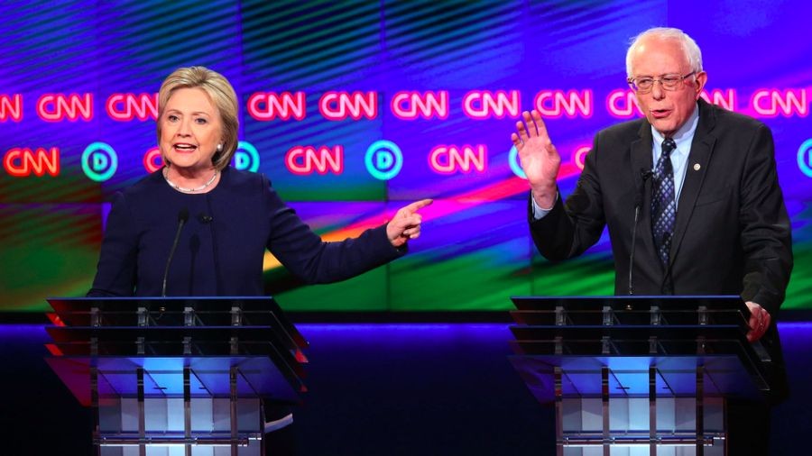Hillary+Clinton+and+Bernie+Sanders+butt+heads+in+Flint%2C+Michigan.+Photo+by+Scott+Olson%2FGetty+Images.